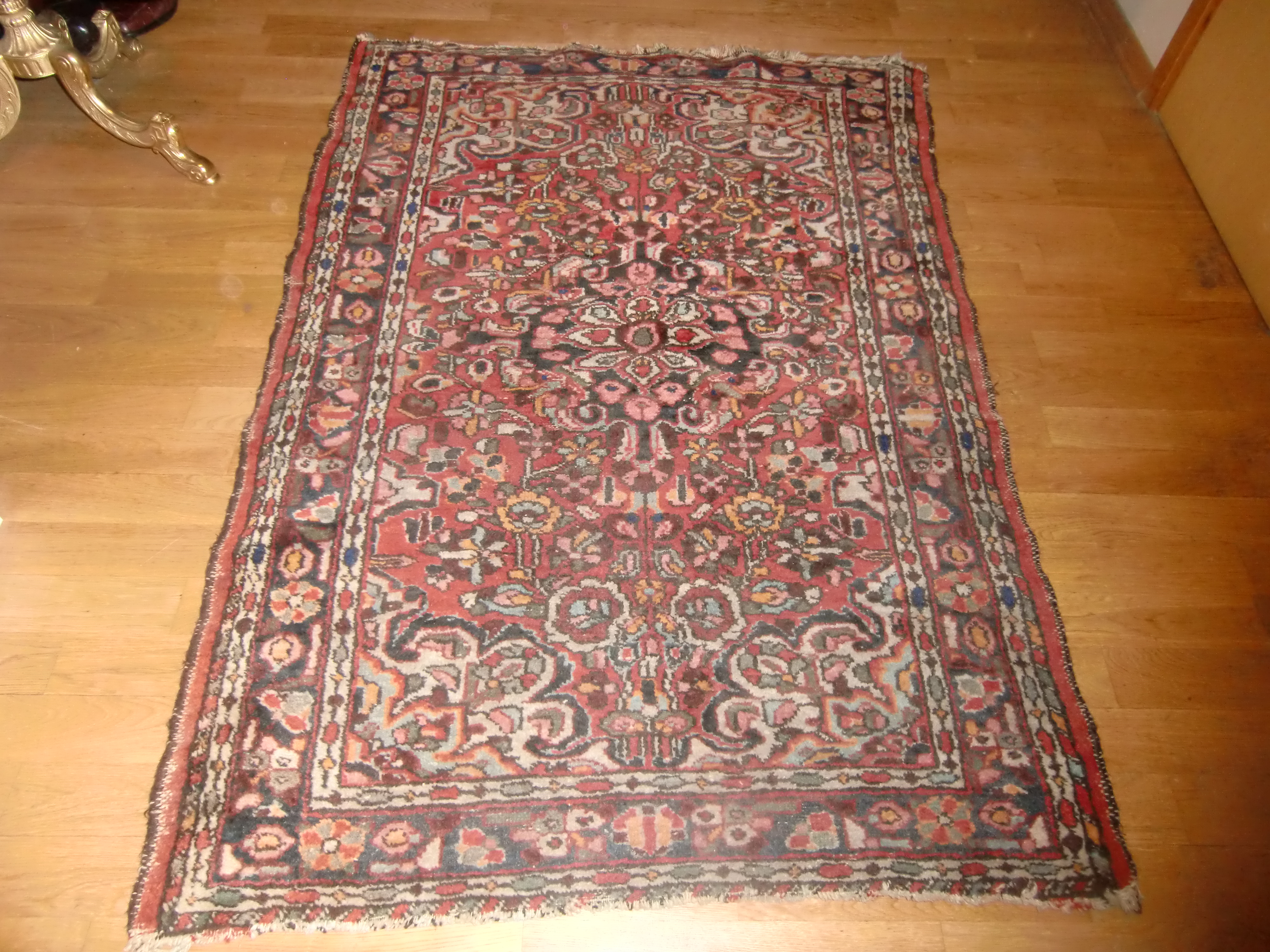M902M Nr 8 Hand- knotted Persian Rug